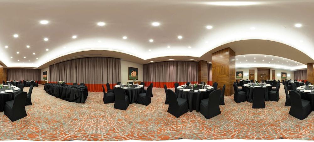 Hilton Garden Inn Tanger City Center Kültér fotó